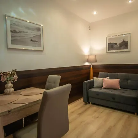 Z Widokiem Na Morze & Parking An Der Promenade & Garage Apartment Swinoujscie